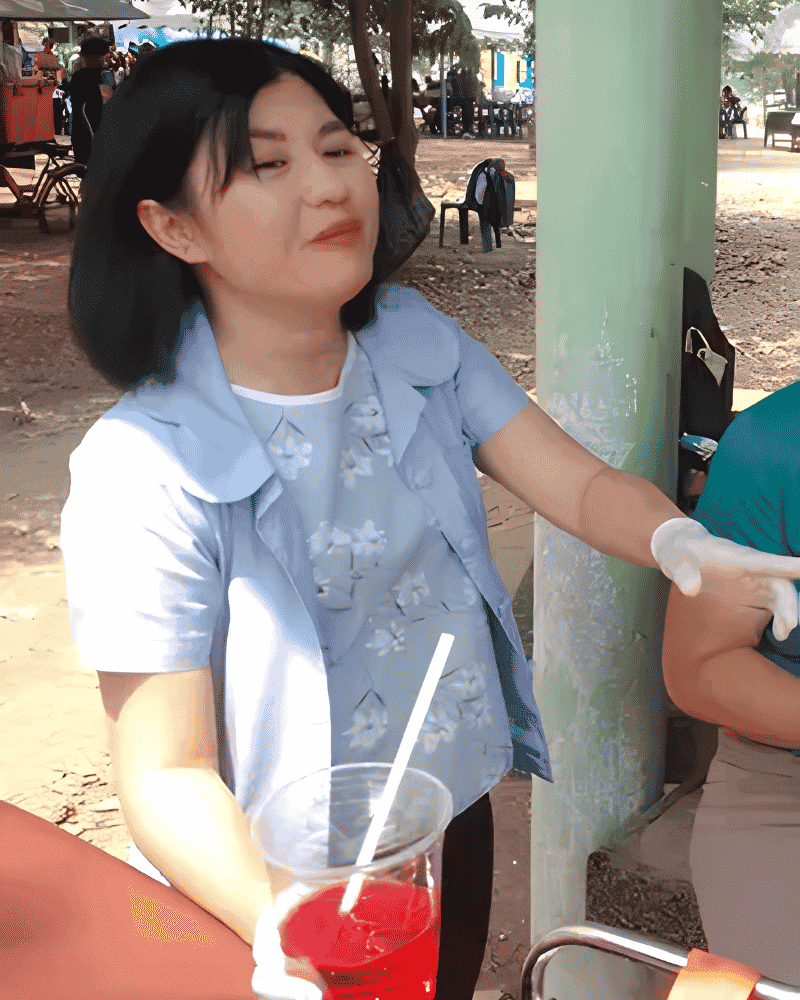 น.ส.มณฑ์ศิริ กล่อมยัง